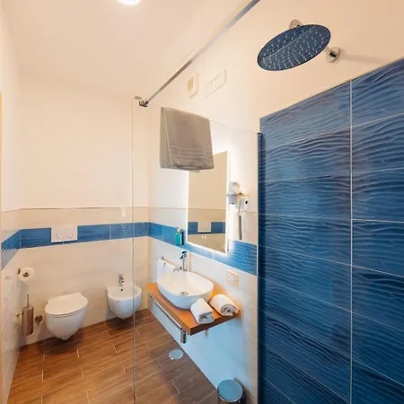 Domus Rubra Ραβέλλο